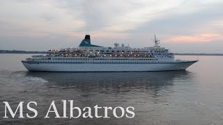 Auslaufen der MS Albatros in Bremerhaven  Phoenix Reisen [upl. by Akienaj909]