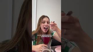 Comendo só comidas com a letra G 😂 goiaba granola grostoli guacamole comida [upl. by Mcclenaghan]