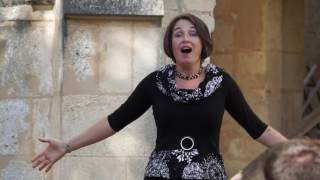 MarieCécile Calmelet A voix nues Stripsody Cathy Berbérian Festival Vino Voce 2016 [upl. by Airetnahs]