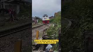 Kereta Api Papandayan Menikung Indah di Tikungan Ekstrem JPL 196 Cicalengka [upl. by Selrahcnhoj226]