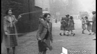 The Singing Street children playing in Edinburgh 1950s [upl. by Emlynn71]