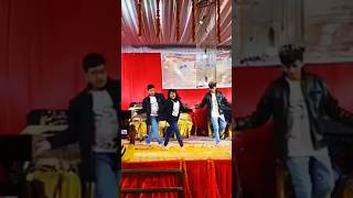 catwalk wali baby hai teri chal shorts dance [upl. by Gennaro]