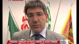 VENEZIA TG  29032016  PENSIONI SINDACATI IN PIAZZA CONTRO LEGGE FORNERO [upl. by Cutlip]