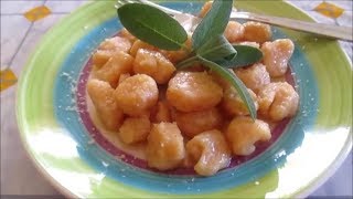 GNOCCHI DI ZUCCA CON BURRO E SALVIA  senza uova [upl. by Aibun]