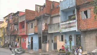 Acaba favela em área que valorizou [upl. by Engeddi732]