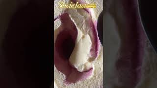 Gelatelli Ice Cream  big hollow in the middle of the tub Gelatelli ice cream ldl follower [upl. by Suiremed]