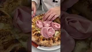 Cosa c’è di meglio della pizza mortadella e pistacchio💚vincenzocapuano [upl. by Sobmalarah]