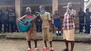 Umwana Uzi gucuranga guitar neza 250782046848 [upl. by Roselin]