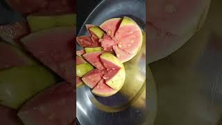 Guava fruit cutting styleamazing guava cutting design cutting skill Fruit cutting cutting idea [upl. by Ahsotan]