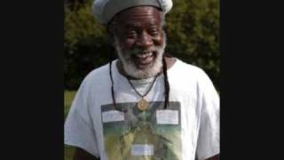 Burning Spear Door Peep Shall Not EnterKilla Version [upl. by Nale]