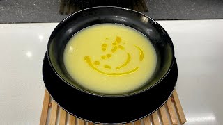 Supe me Patate dhe Presh Supe me Perime  Potatoe amp Leek Soup [upl. by Eel713]