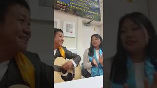 Mayor Harka sampang Rai singing chalexa batas sustari with sunita thegimviralsbrvlogs2112 [upl. by Arracot]