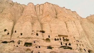 Afeganistão Budas gigantes alimentam esperança de Bamiyan [upl. by Rizzo]