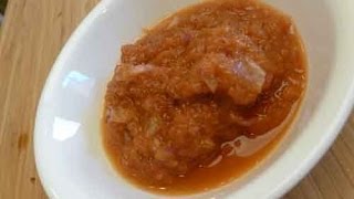 ShallotOnion Chutney Recipe for Idlis and Dosas  Show Me The Curry [upl. by Taub]