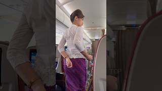 Pramugari Batik Air Hitung Jumlah Penumpang pramugaricantikbatikair [upl. by Shirlie]