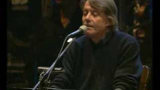 Fabrizio de André  discorso su Anime Salve concerto 98 01 [upl. by Ahsilac]