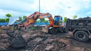 máy xúc cuốc cây xúc đất Excavator shovels dirt [upl. by Aram]