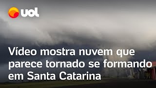 Nuvem que parece tornado chama atenção em Chapecó vídeo mostra fenômeno em Santa Catarina [upl. by Trisa10]