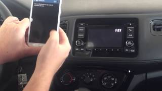 Bluetooth HandsFreeLink Connection 2016 HRV LX [upl. by Syla]