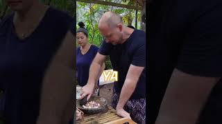 Bapak bule masak Lentog Tanjung khas Kudus  cooking kuliner [upl. by Hoisch]