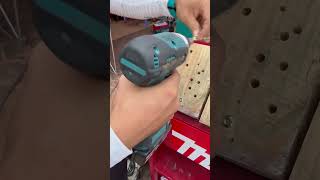 Makita DTD157  Makita Cordless Impact Driver 18V [upl. by Eniliuqcaj472]