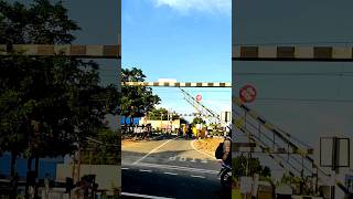 Closing of level crossing before coming train 🙂 levelcrossing close railways shyamhembram [upl. by Lalage817]