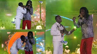 Wally Seck débarque par surprise concert Sidy Diop au grand théâtre et explose la scène Duo bou nex [upl. by Ellivnarg]