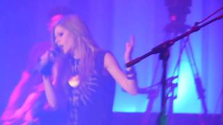 Avril Lavigne What The Hell Sk8er Boi The Black Star Tour Live in Singapore Concert 2011 [upl. by Shaffer]