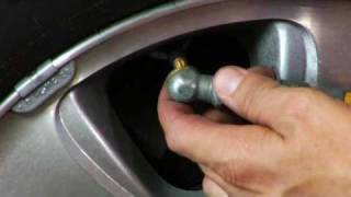 Automotive Troubleshooting  How to Put Air in a Tire [upl. by Donny]