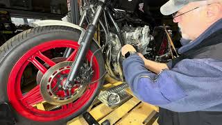 Gewinde ausgerissen im Zylinderkopf Schwierige Reparatur möglich Honda CB 750 Folge 4 [upl. by Aihsakal]