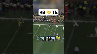 Michigan RB Donovan Edwards throws TD PASS 🎯 shorts [upl. by Christopher]