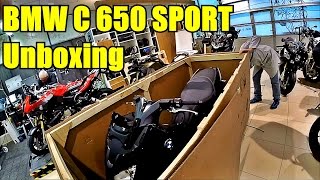 BMW C650Sport Unboxing walk around first run Распаковка и сборка BMW C650 Sport [upl. by Adihaj]