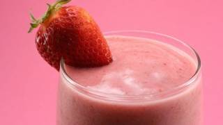 How To Easiest Strawberry Smoothie [upl. by Enivid379]