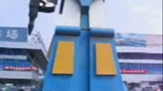 Lifesize Optimus Prime in Kunming China real [upl. by Sergeant]