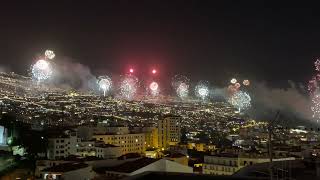 Fogo de Artifício de Ano Novo 2022 Funchal Madeira  New Years Fireworks in Madeira 2022 [upl. by Ahsiadal]