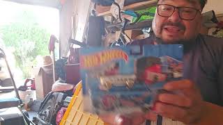 encontre hot wheels en unas cajas en mi garage hotwheels hotwheelscars hotwheelscollector [upl. by Nyad]