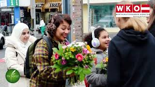 Flashmob der österreichischen FloristInnen  die Kärntner Floristen in Villach am Nikolaiplatz [upl. by Halda]