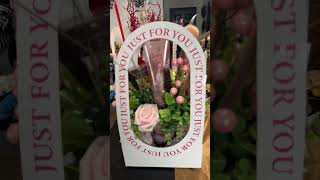 Finished Wrapped Tumbler Floral Designstrending diy giftingmadeeasy viralvideo giftingandmore [upl. by Pacifa48]