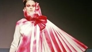 Viktor amp Rolf  Haute Couture Spring Summer 1998 Full Show  Exclusive [upl. by Rosner942]