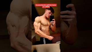 Deutschlands definiertester Arm🤫😈 gym muskelaufbau fitnessstudio bodybuildung fitness [upl. by Aihseya]