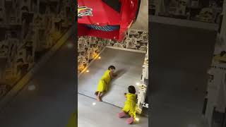 Ters evde başım dönüyor 🤣😱🤪🤪 ismailyk music funny cutebaby youtubeshorts [upl. by Madelin530]