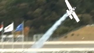 Airplane Barely Crashed 飛行機があわや墜落、大破の大惨事！無事で良かった！ [upl. by Leohcin]