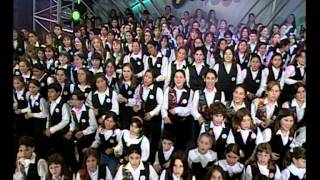 Coro canta quotLa vida es un Carnavalquot Versus [upl. by Eduard400]