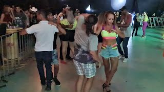 O BAILE ROMPEU NOITE A FORA  DANÇANDO FORRÓ NO BAILÃO DO CRISTIAN E ANDERSON XOTE [upl. by Jorie]