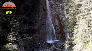 Dolomiti cascate delle Barezze e sentiero geologico a Sappade di Falcade Caviola [upl. by Jepson654]