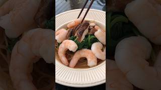 Nourishing ketjap shrimp noodles🍄🍤 Perfect Asian healthy lunch idea healthylunchideas noodles [upl. by Anilocin]