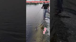 😱 dengerous spot fishingshortsfeedshortviral [upl. by Kristof]