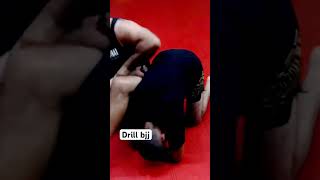 Drills bjj  defesa de single leg contra golpes com omoplata music reggae mma jiujitsu [upl. by Kristo]