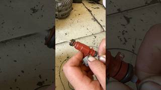 How to clean fuel injector fuel injector short [upl. by Loma]