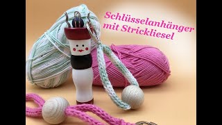 Schlüsselanhänger stricken mit Strickliesel  Wie funktioniert eine Häkelliesel  Anfänger [upl. by Albina]